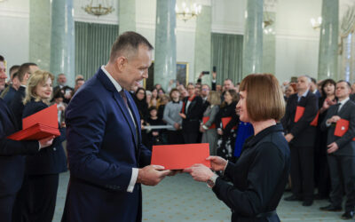 Profesura i&nbsp;badania nad&nbsp;mlekiem kobiecym – historia pasji, nauki i&nbsp;realnego wpływu